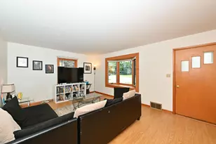 1715 Monroe Ave, South Milwaukee, WI 53172 - Photo 9