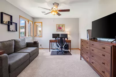 N89W16337  Main St #D12, Menomonee Falls, WI 53051 - Photo 11