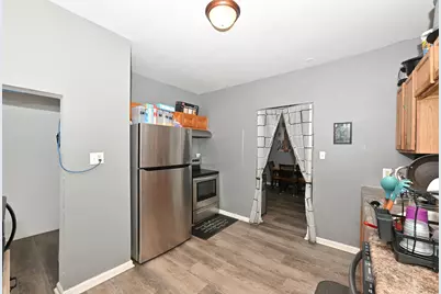 1557 S 71st St, West Allis, WI 53214 - Photo 13