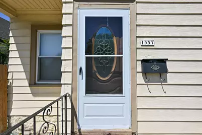 1557 S 71st St, West Allis, WI 53214 - Photo 29