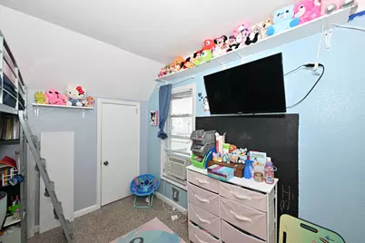 1557 S 71st St, West Allis, WI 53214 - Photo 17
