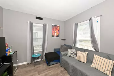 1557 S 71st St, West Allis, WI 53214 - Photo 5