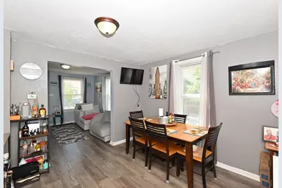 1557 S 71st St, West Allis, WI 53214 - Photo 9