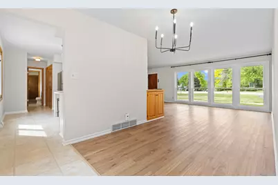 18345  Ashlea Dr, Brookfield, WI 53045 - Photo 9