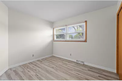 18345  Ashlea Dr, Brookfield, WI 53045 - Photo 17