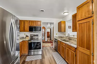3212  Wood Rd, Racine, WI 53406 - Photo 15
