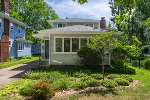 127 19th St, La Crosse, WI 54601 - Photo 1