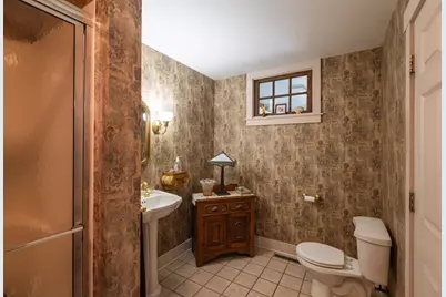 127  19th St, La Crosse, WI 54601 - Photo 19