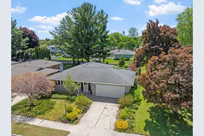 1237  Kaufmann Ave, Sheboygan, WI 53081 - Photo 9