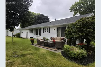 1309  Hickory Dr, Jefferson, WI 53549 - Photo 7