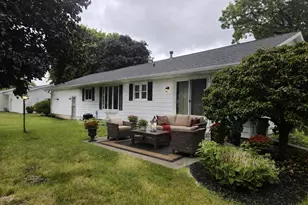 1309 Hickory Dr, Jefferson, WI 53549 - Photo 7