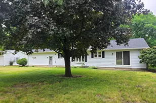 1309 Hickory Dr, Jefferson, WI 53549 - Photo 5