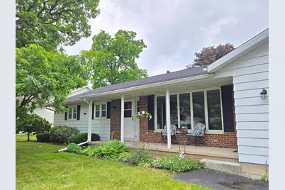 1309  Hickory Dr, Jefferson, WI 53549 - Photo 3