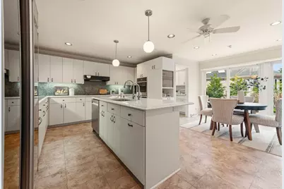 2618 W Lake Park Ct, Mequon, WI 53092 - Photo 19