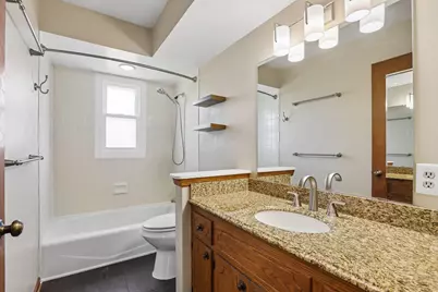 3557 S 33rd St #3559, Greenfield, WI 53221 - Photo 17