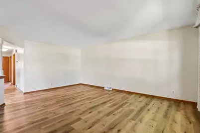 3557 S 33rd St #3559, Greenfield, WI 53221 - Photo 27