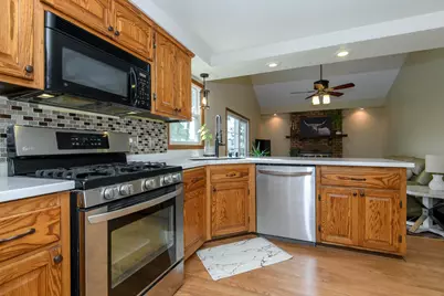 1200  Western Trl, Mukwonago, WI 53149 - Photo 25