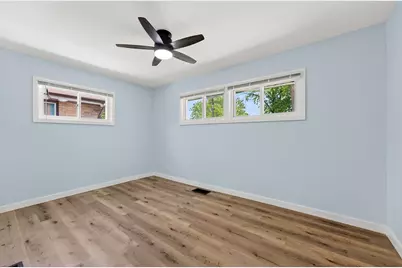 5275 N 57th St, Milwaukee, WI 53218 - Photo 13