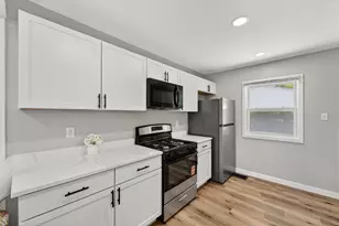 5275 N 57th St, Milwaukee, WI 53218 - Photo 7