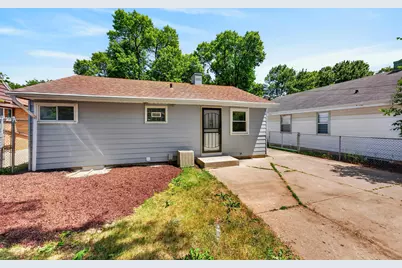 5275 N 57th St, Milwaukee, WI 53218 - Photo 25