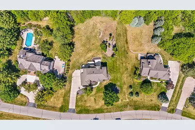 N28W30244  Red Hawk Ct, Pewaukee, WI 53072 - Photo 75