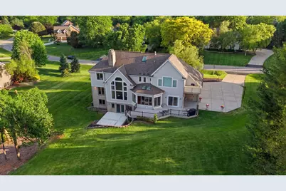 N28W30244  Red Hawk Ct, Delafield, WI 53072 - Photo 75