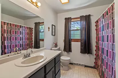 20740  Brook Park Dr, Brookfield, WI 53045 - Photo 23