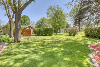 6939  Horizon Dr, Greendale, WI 53129 - Photo 41
