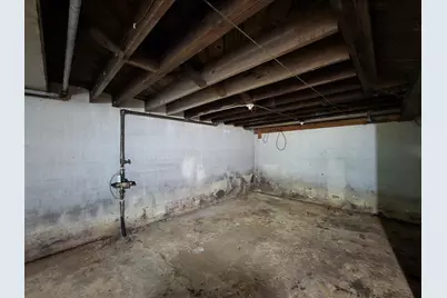 9251 W Swan Cir, Milwaukee, WI 53225 - Photo 31