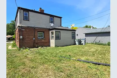 9251 W Swan Cir, Milwaukee, WI 53225 - Photo 35