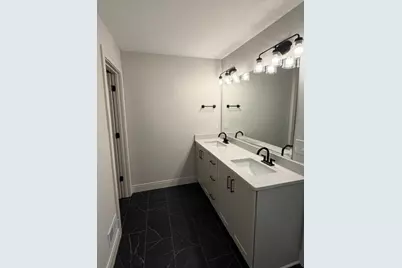 1344  Mohican Trl, Waukesha, WI 53159 - Photo 11