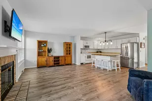 2123 E Broadway, Waukesha, WI 53186 - Photo 7