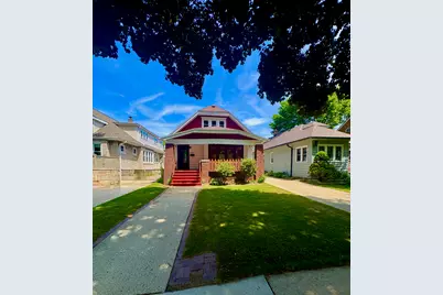 4034 N Larkin St, Shorewood, WI 53211 - Photo 1