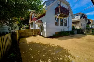 4034 N Larkin St, Shorewood, WI 53211 - Photo 33