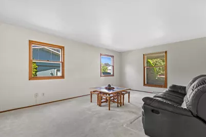 6436  Riverdale Ln, Greendale, WI 53129 - Photo 13
