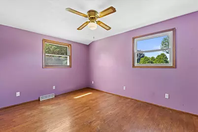 6436  Riverdale Ln, Greendale, WI 53129 - Photo 19
