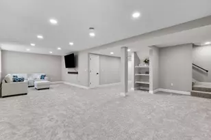 6459 N 107th St, Milwaukee, WI 53224 - Photo 31