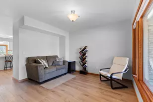 6459 N 107th St, Milwaukee, WI 53224 - Photo 17
