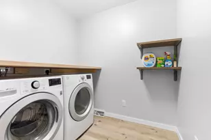 6459 N 107th St, Milwaukee, WI 53224 - Photo 27