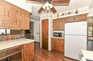 15070 W Mark Dr, New Berlin, WI 53151 - Photo 13