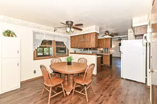 15070 W Mark Dr, New Berlin, WI 53151 - Photo 9