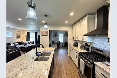 4221  Wood Rd, Racine, WI 53403 - Photo 11