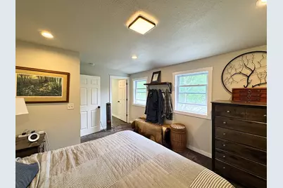 4221  Wood Rd, Racine, WI 53403 - Photo 15