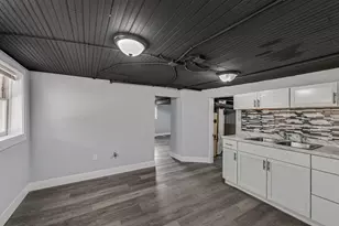 2132 S 23rd St, Milwaukee, WI 53215 - Photo 17