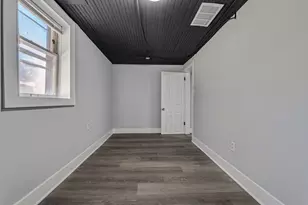 2132 S 23rd St, Milwaukee, WI 53215 - Photo 23
