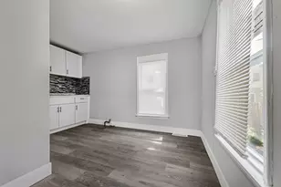2132 S 23rd St, Milwaukee, WI 53215 - Photo 7