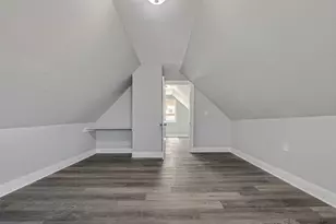 2132 S 23rd St, Milwaukee, WI 53215 - Photo 15