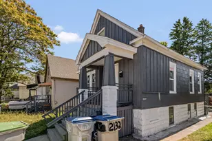 2132 S 23rd St, Milwaukee, WI 53215 - Photo 27