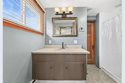 2802 S 47th St, Milwaukee, WI 53219 - Photo 25