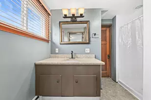 2802 S 47th St, Milwaukee, WI 53219 - Photo 25